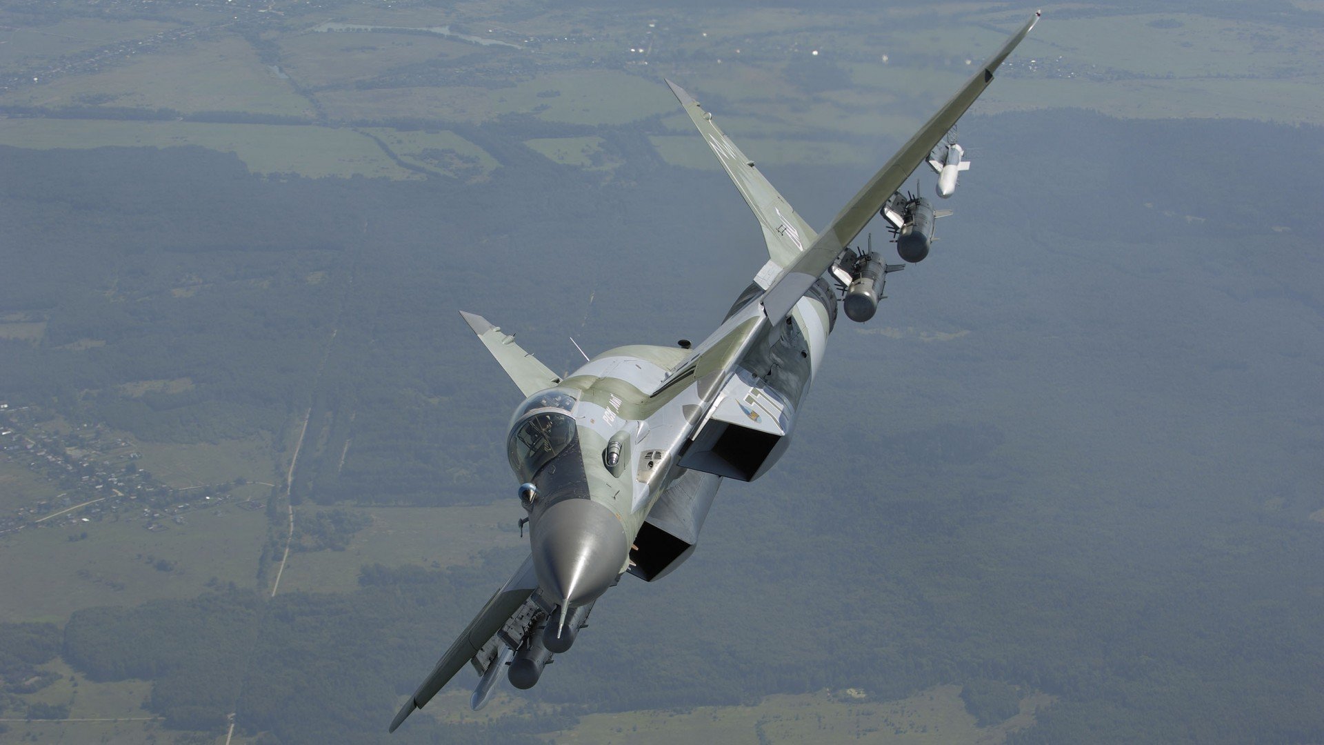 爱游戏官方入口-真正的年终，总决赛用纯粹竞技，完胜拉沃尔杯的喧闹派对