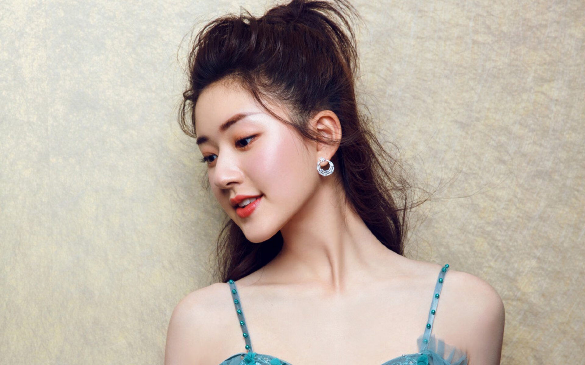 跨界接管，当恩比德在F1年度争冠赛道上踩下篮球的油门