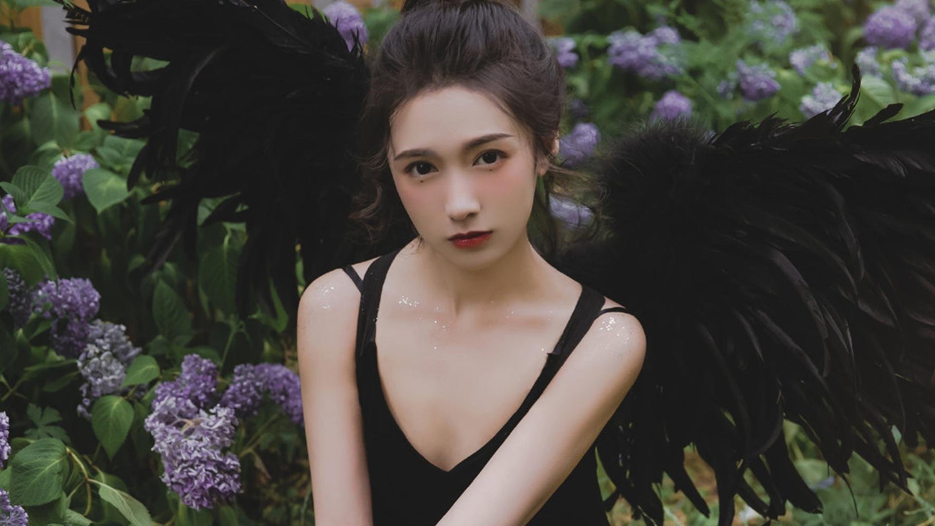 爱游戏体育-杜兰特三节屠神剑，广厦化身新王踏碎旧日王权