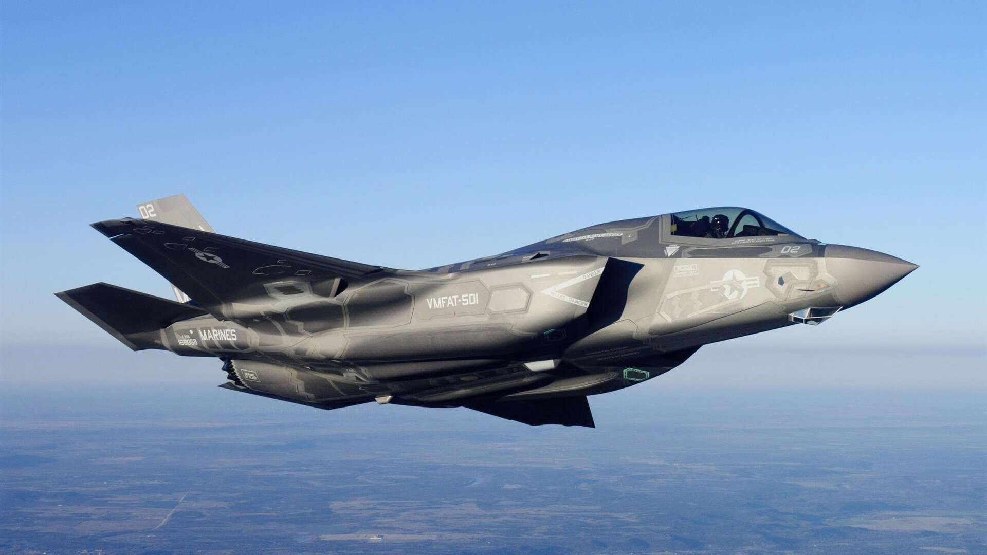 爱游戏APP-绿茵场上的大陆法则，当澳洲铁壁遇见安达卢西亚舞步，姆巴佩照亮夜空的时刻